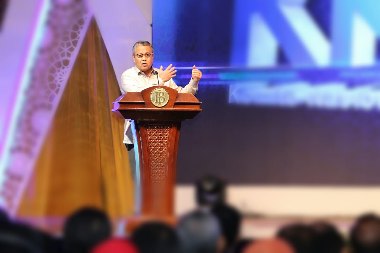 031018-Perkembangan-Industri-Halal-2.jpg